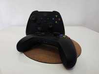 CONJUNTO Xbox serie x + 2 comandos