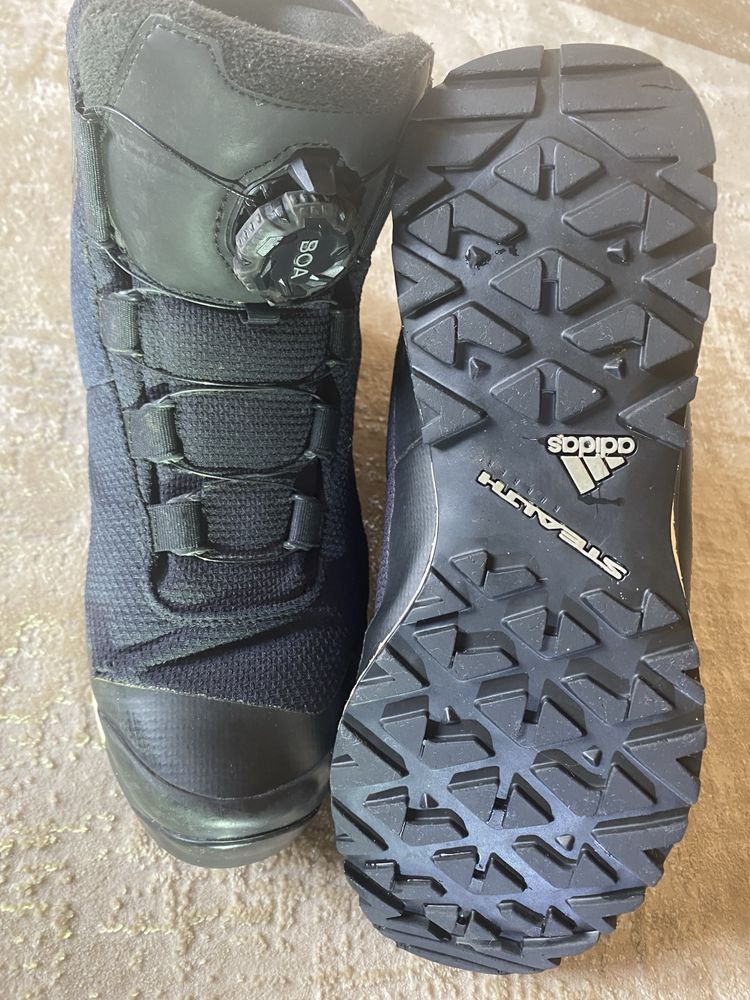 Оригінальні зимові черевики Adidas Terrex Free Hiker RAIN.RDY.