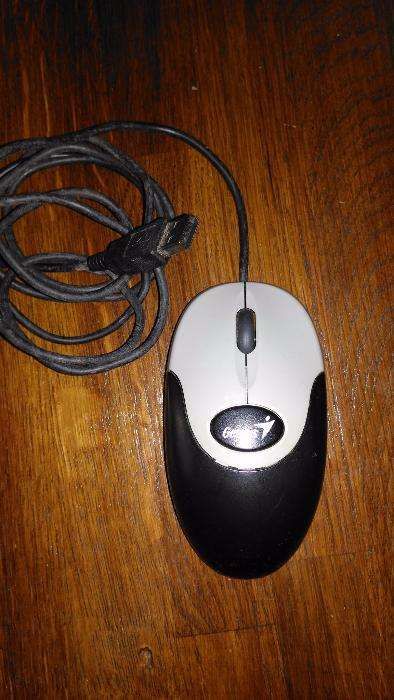 Rato Genius NetScroll 110 - USB, Ótico