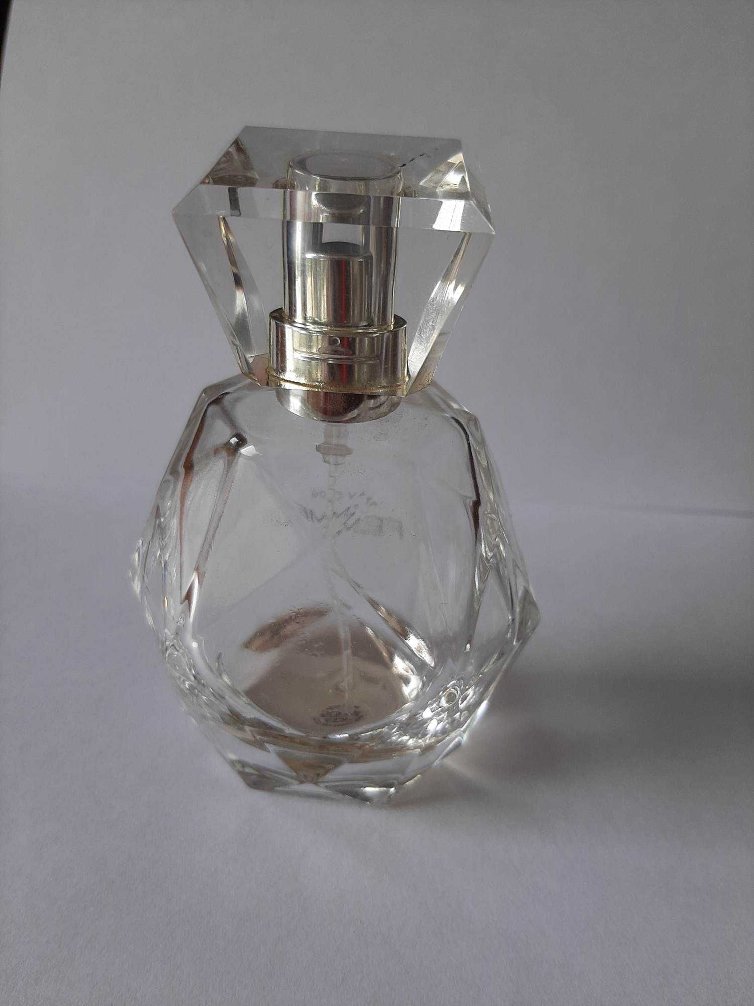 Pusta buteleczka po perfumie - Femme by Avon - 50 ml