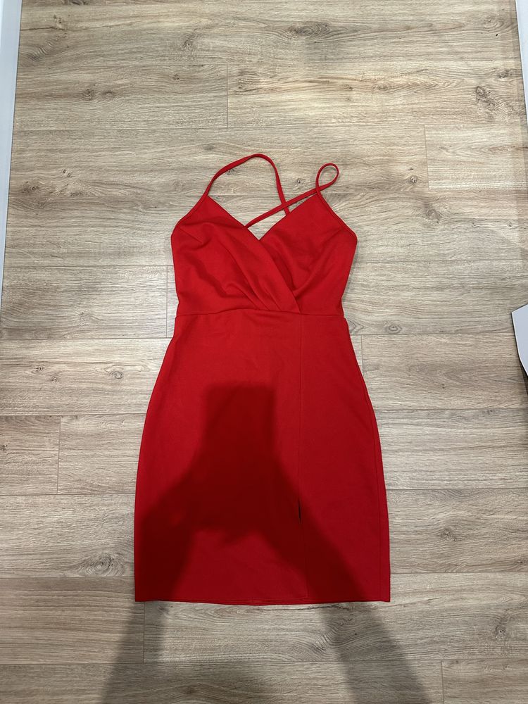 Sukienka mini seksi czerwona