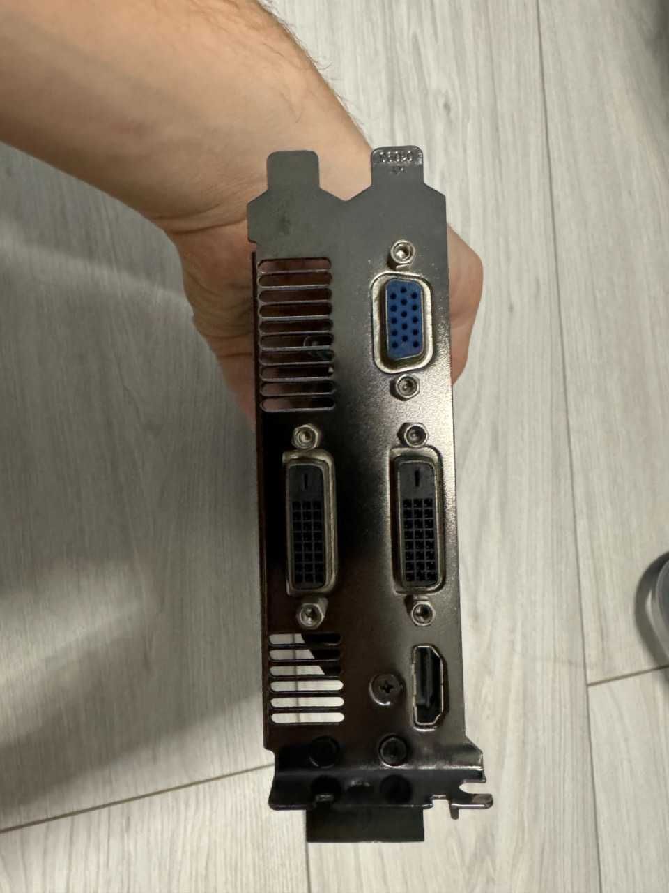 Відеокарта Asus GeForce GTX 650 1GB (не робоча)