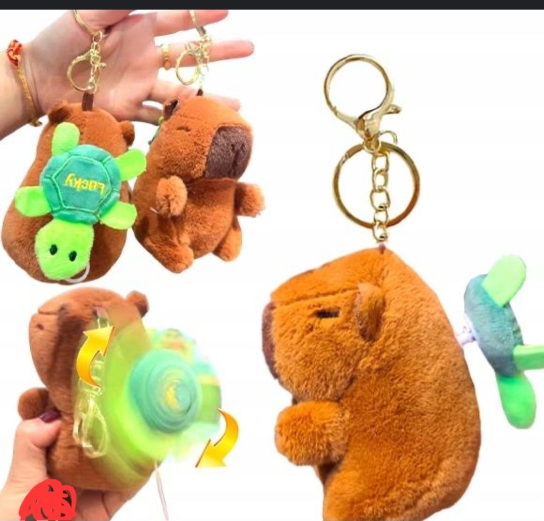 Capybara brelok, maskotka, zawieszka z wirującym żółwiem