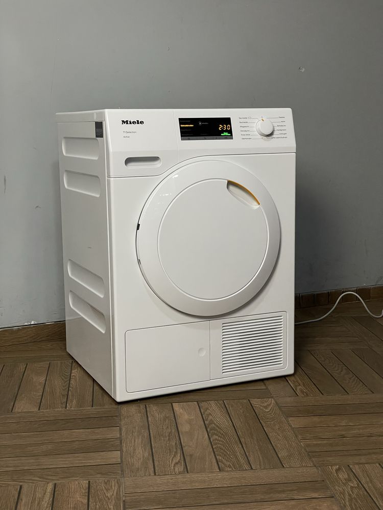 Сушильна машина Miele TSA 213 / EcoDry/ 7 кг/ A++/ Як НОВА