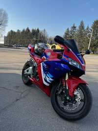 Honda cbr 600 rr