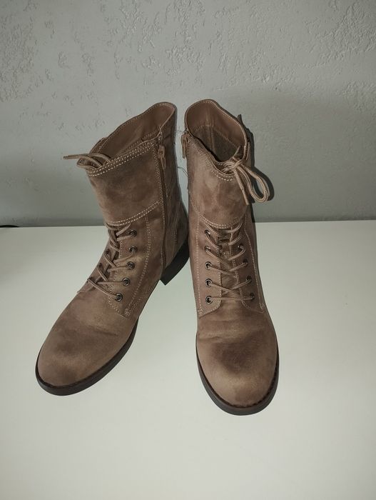 Nowe botki damskie na jesień r. 43