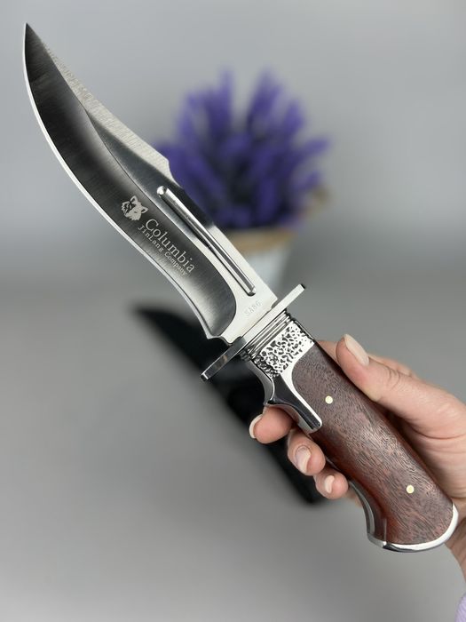 Ніж мисливський з гравіюванням. нож охотничий