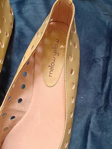 mellow yellow  buty  40