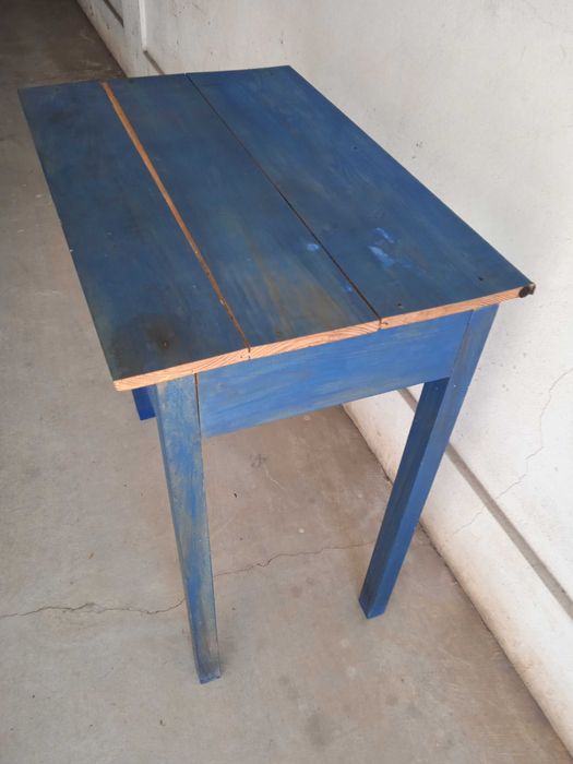 Mesa de madeira para jardim