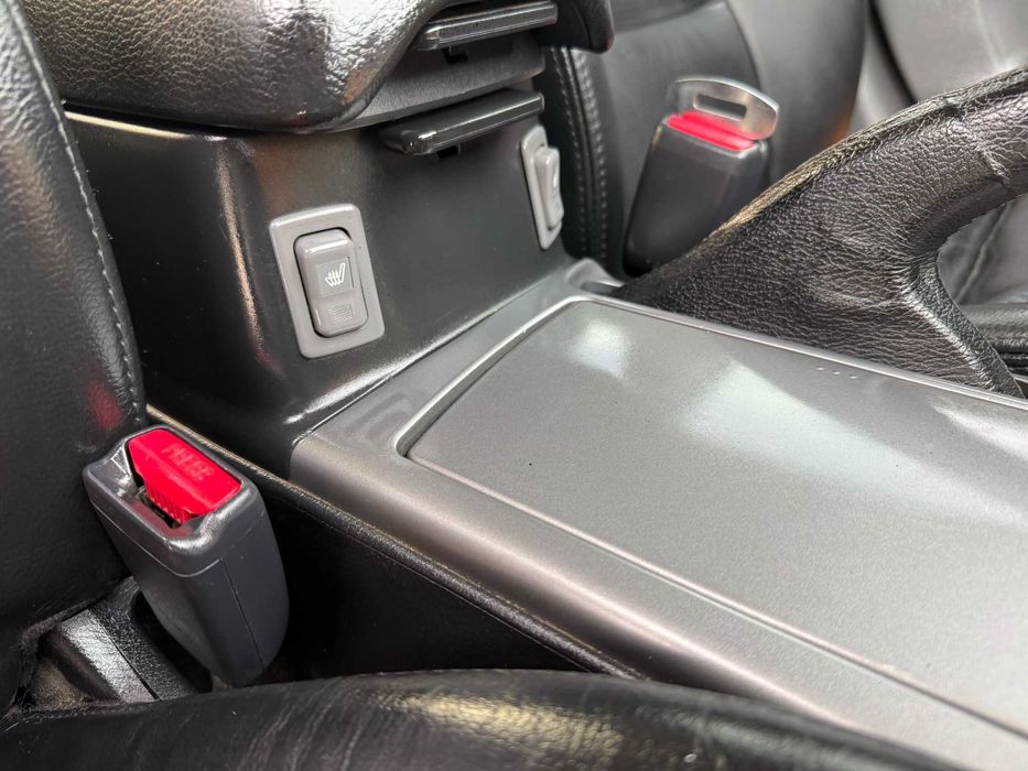 Продам автомобіль Mazda 6 2003 рік 2.0 бензин