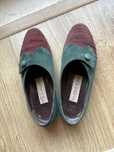 Sapatos de Camurça Usados en buen estado Size 37 cor Burgundy e Verde