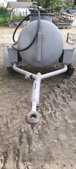 Beczka na paliwo z pompą