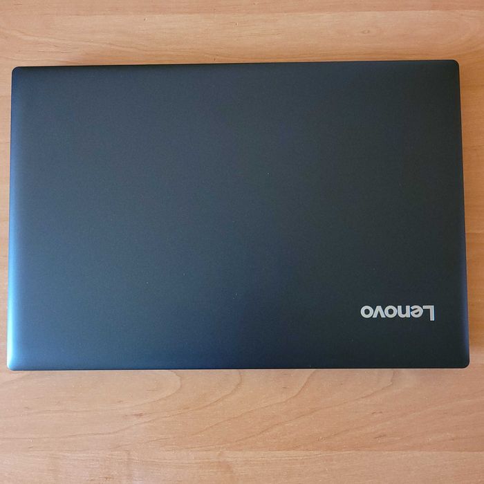 Zadbany laptop lenovo