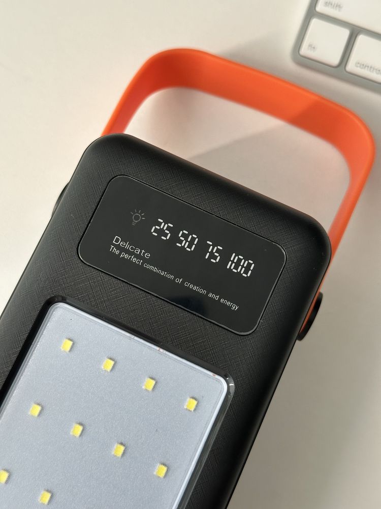 Павер банк з LED лампою - 52500mAh