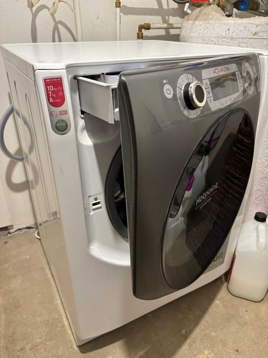 Pralko-suszarka Hotpoint Ariston AQD1070D