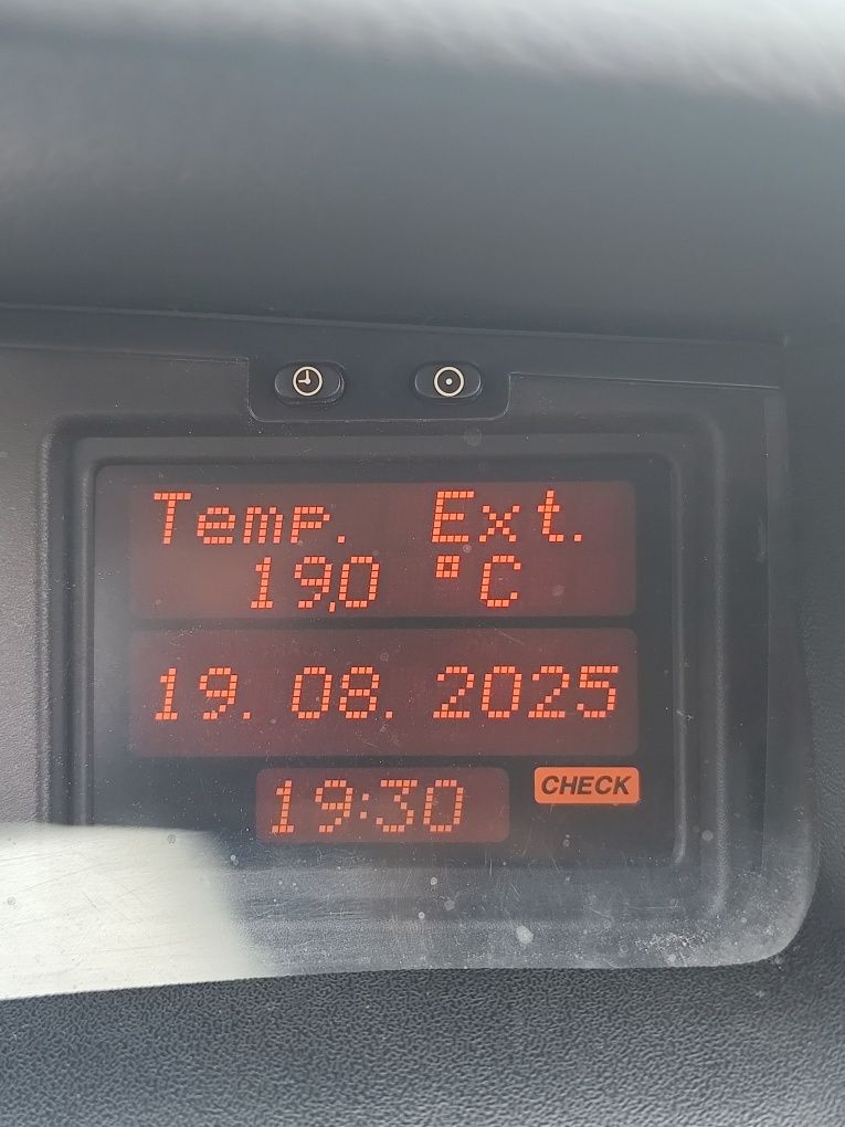 Opel Vectra  1.6cc 100cv