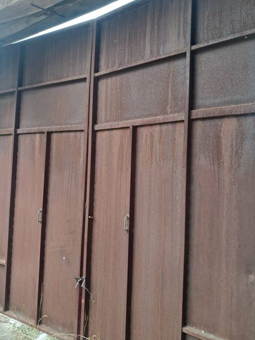 Продам гаражні (для бокса) ворота