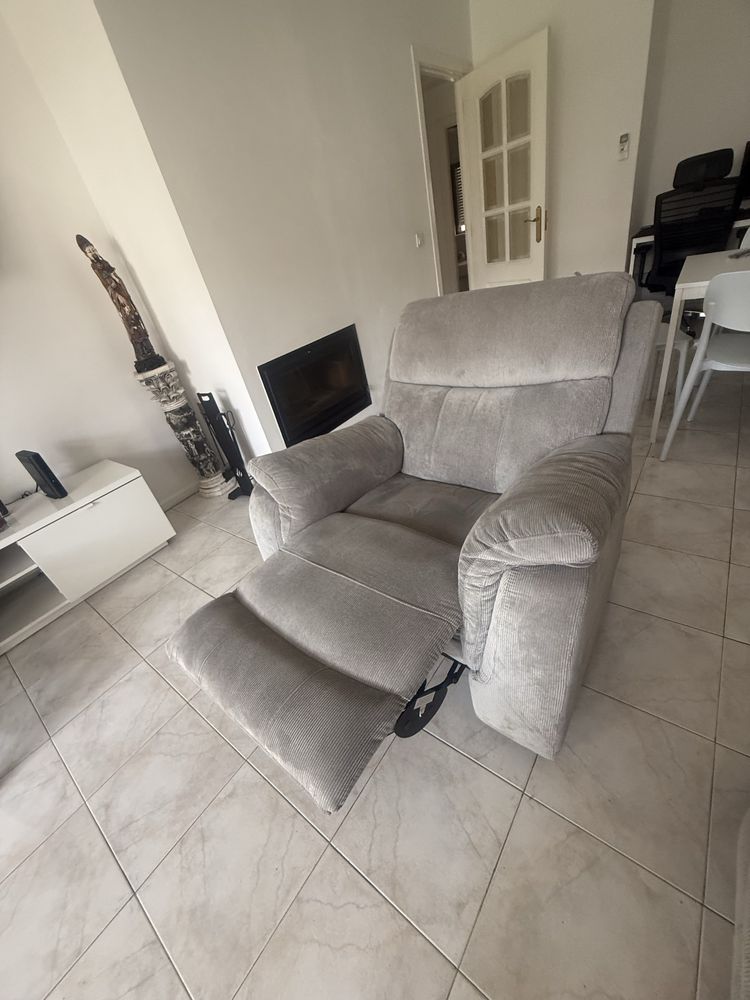Poltrona Cadeirão relax eletrica com fatura e gatantia