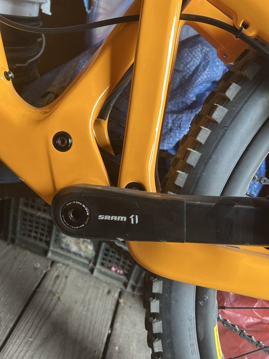 -60% Santa Cruz hightower 2019 L Carbon CC 29 Reverse rower mtb trail