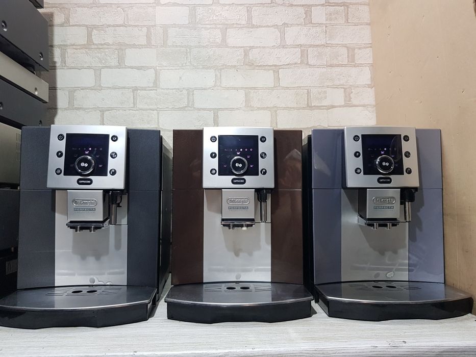 Кавомашина/кофемашина Delonghi Perfecta б/у з Німеччини