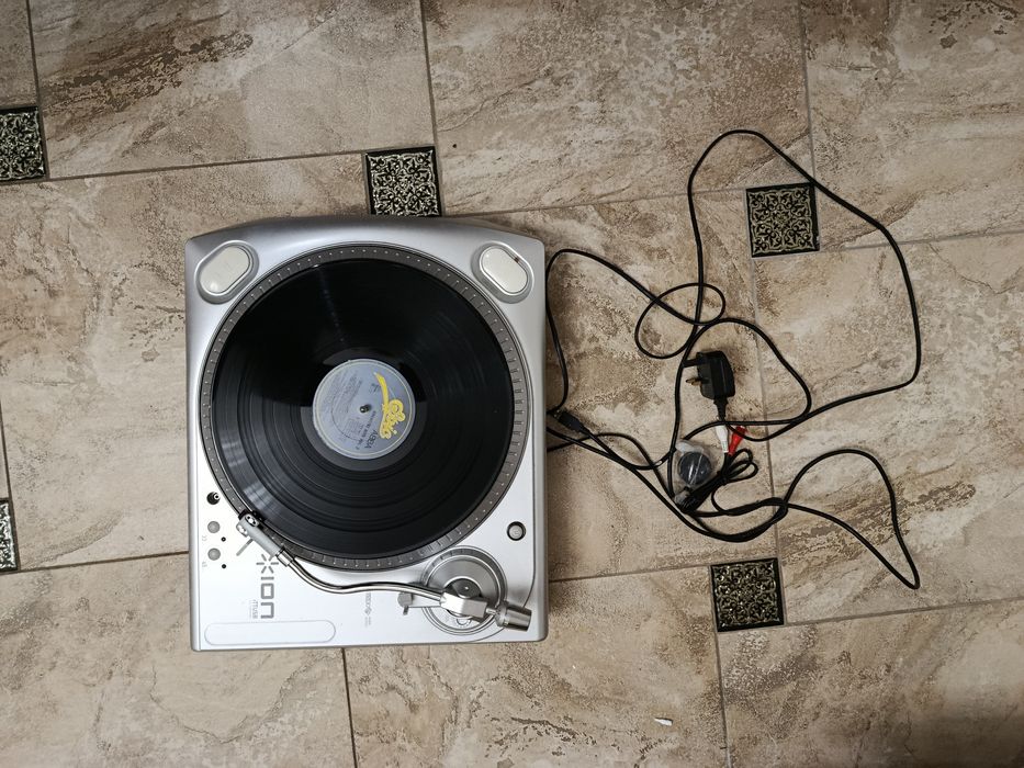 Програвач вінілу