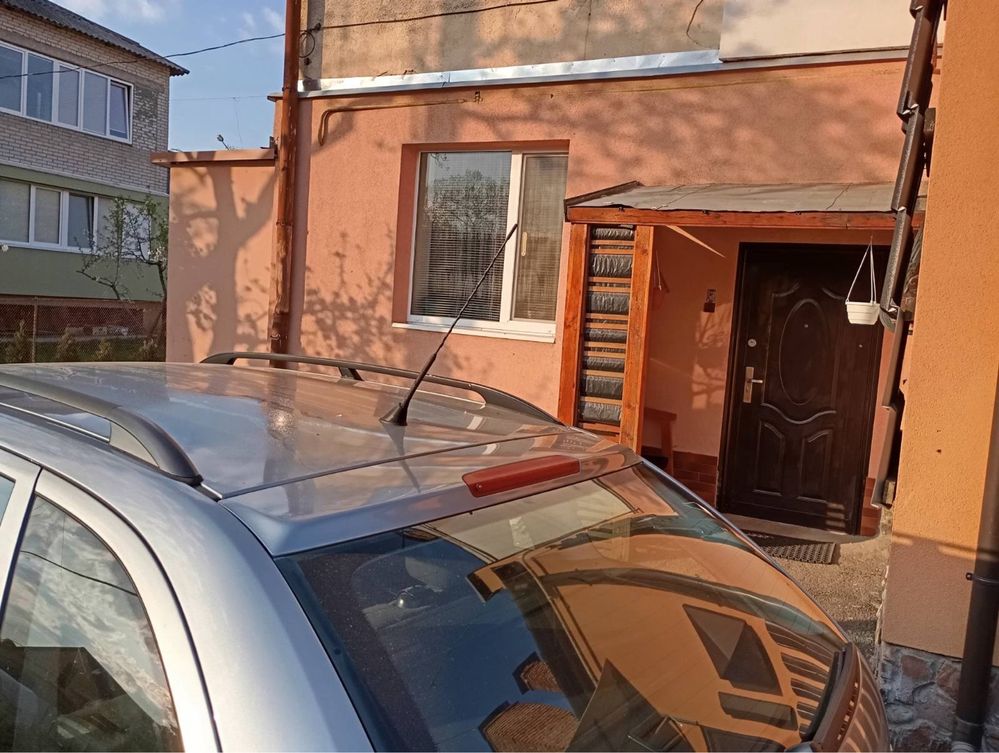 Продаж 1-кімнатної квартири з окремим входом