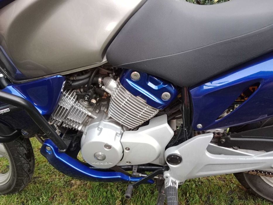 Honda Varadero XL 125 bdb stan