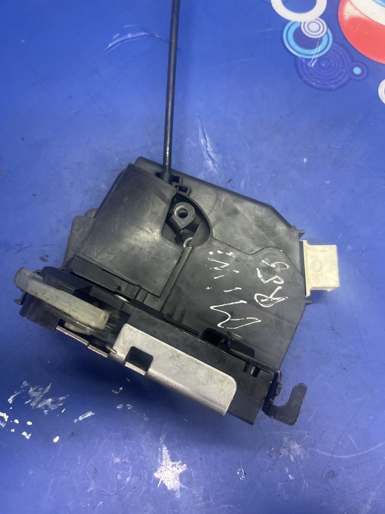 Fechadura frente direita mini r56