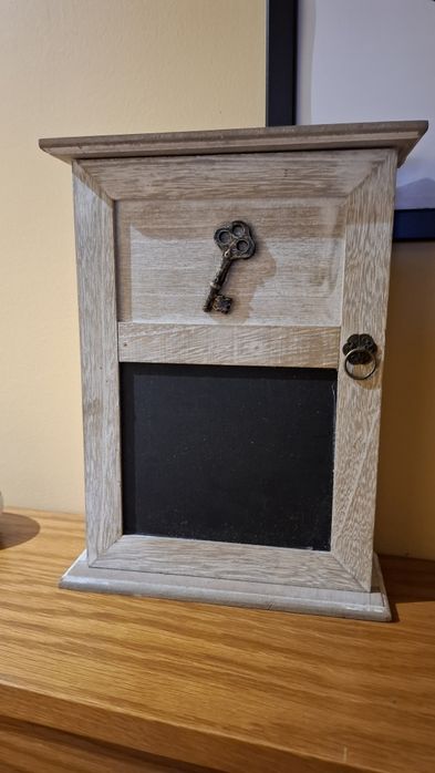 Chaveiro parede em Madeira