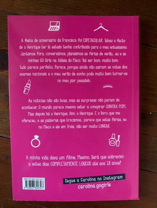 Livros “Carolina” como novos