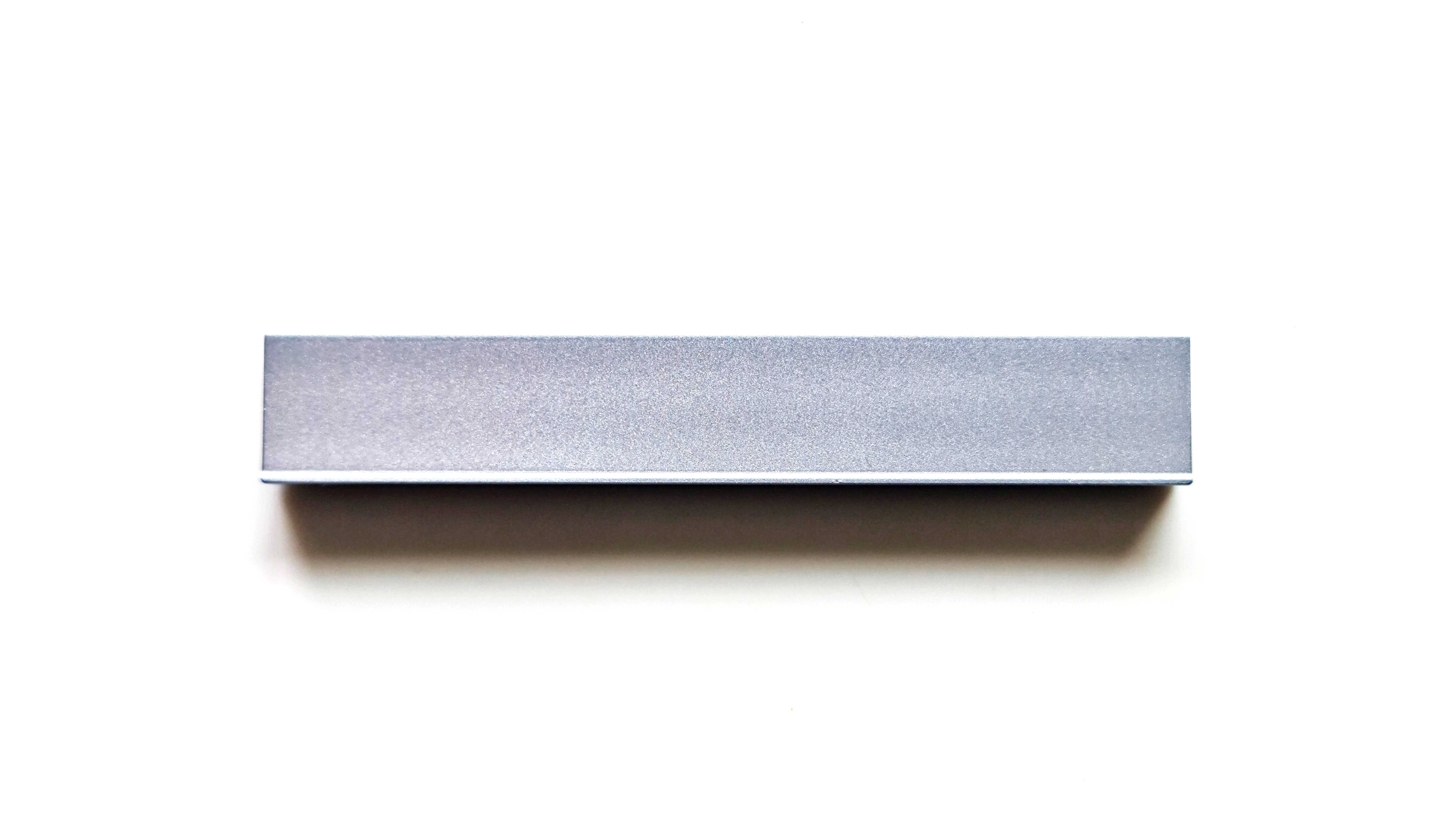 Uchwyty meblowe srebrny mat 15cm/8mm/2,5cm 128mm