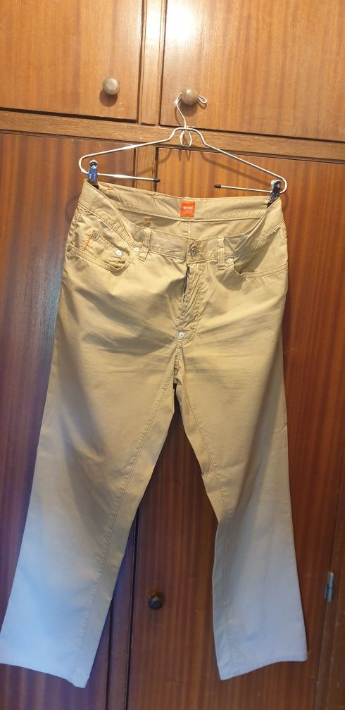 Calças Hugo Boss ORIGINAIS creme. Excelente estado tamanho mé