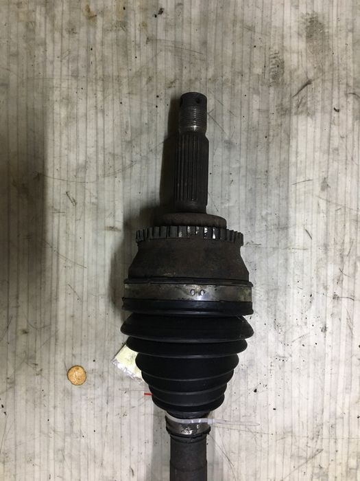 Полуось піввісь привід привод шрус Mitsubishi Galant (ЛІВА КОРОТКА).