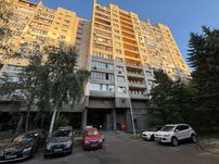 Продаж 3-кімн. квартири на Печерську, поруч Лавра та площа Слави