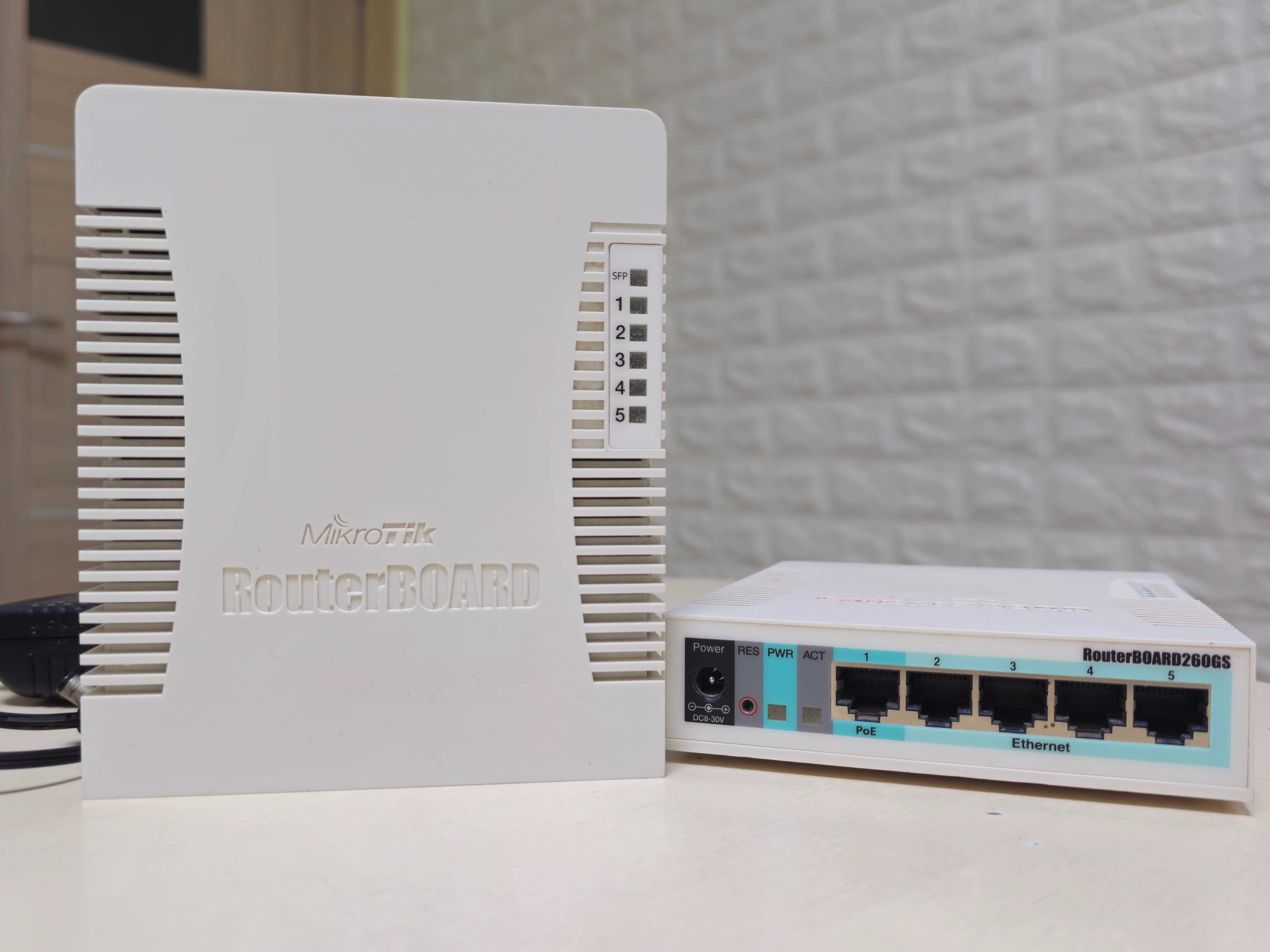 Комутатор MikroTik Router Board 260GS
