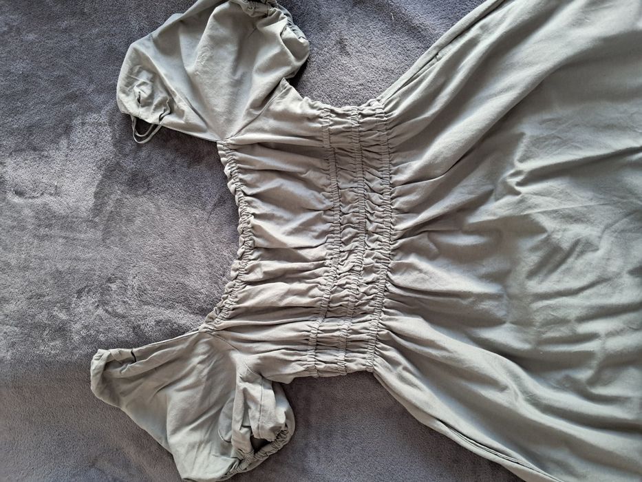 Sukienka zielona khaki Stradivarius xl