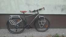 Riverside Touring 900