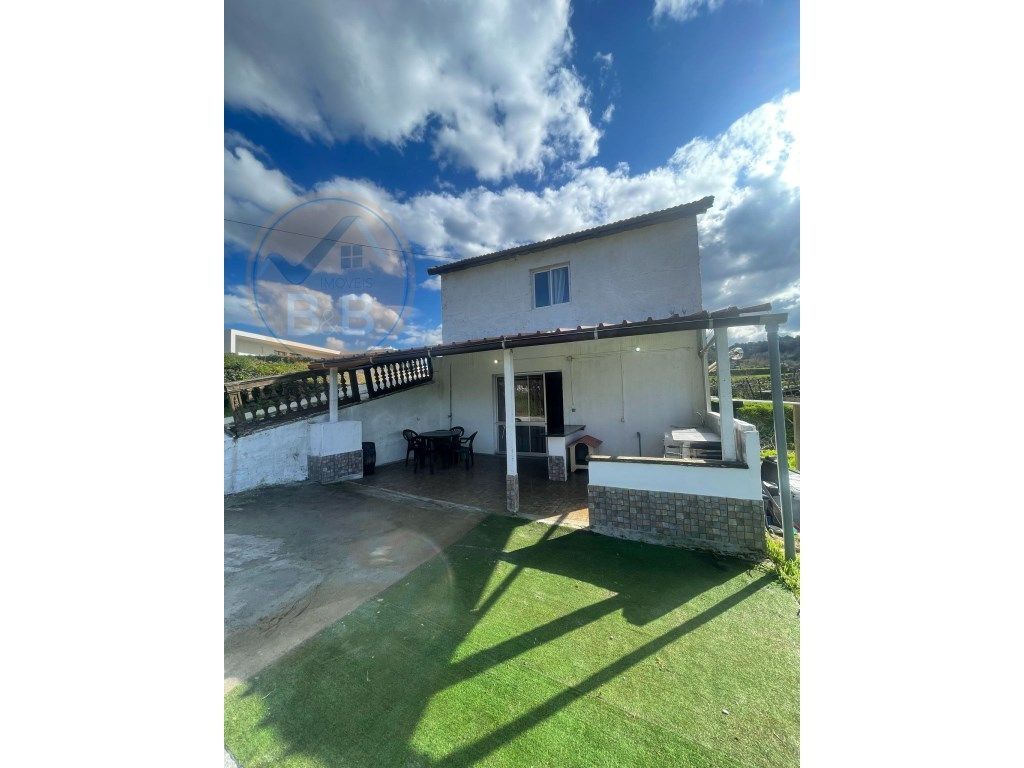 Quintinha com Alpendre Restaurado e Terreno de 5.383m² - Arco de Ba...