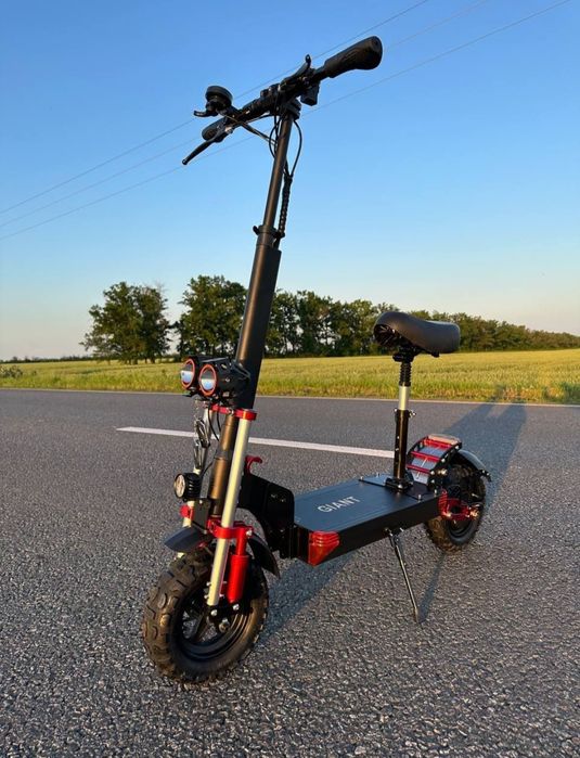 Электросамокат GIANT