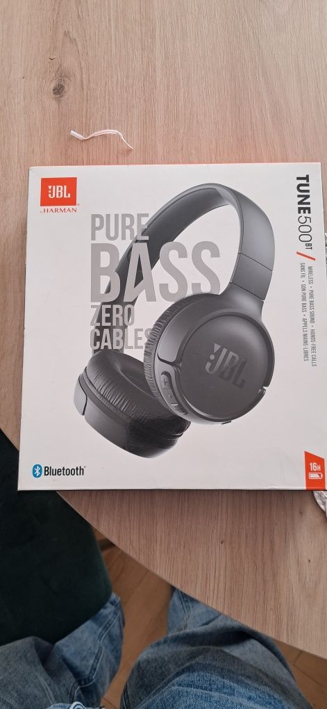 Jbl 500bt pudelko plus kabel