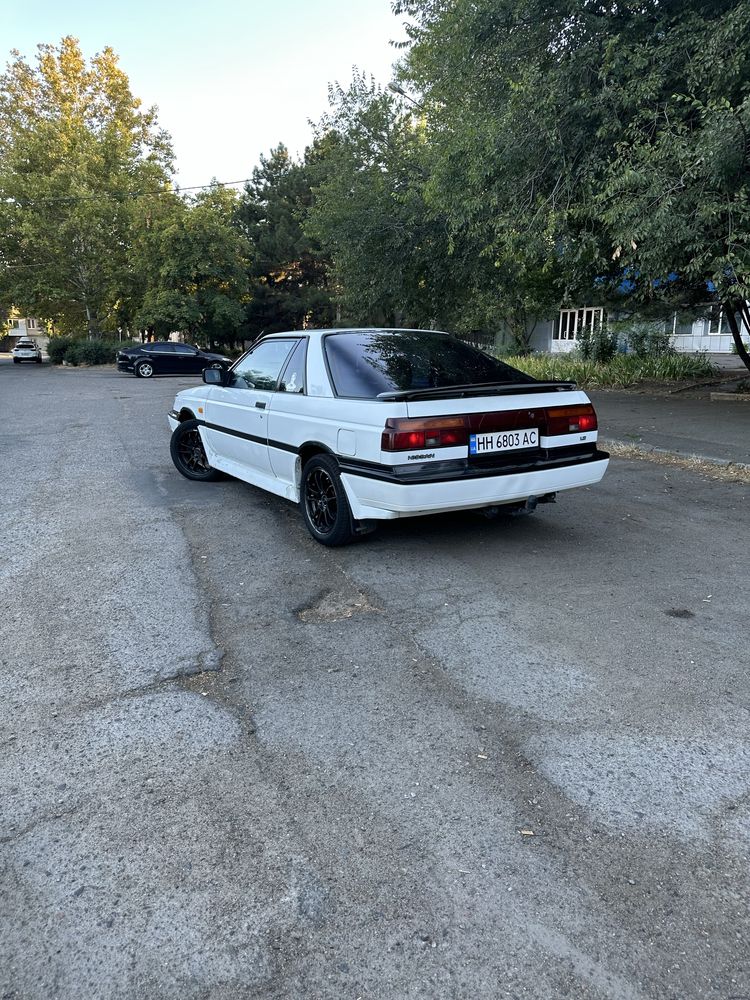 Nissan Sunny 1990