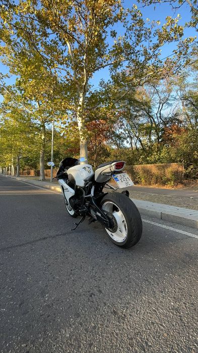 Продам Honda CBR1000RR