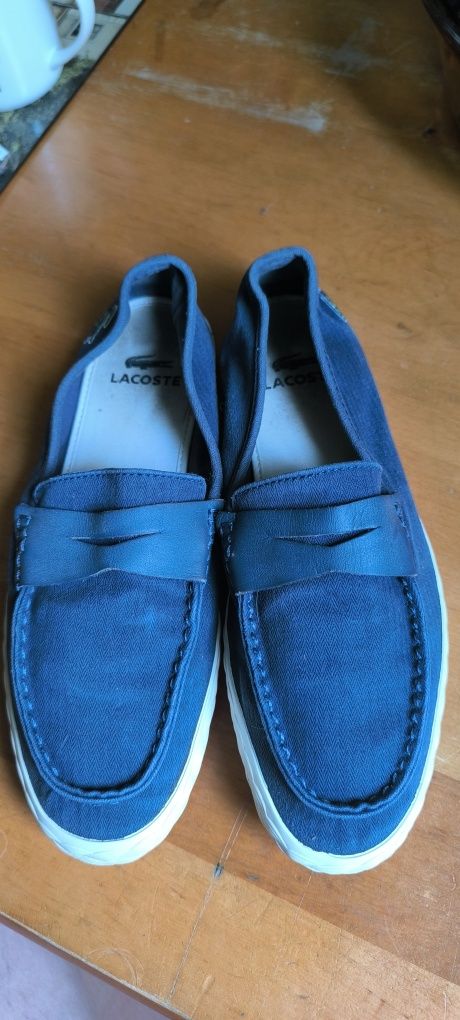 Mokasyny z materiału Lacoste