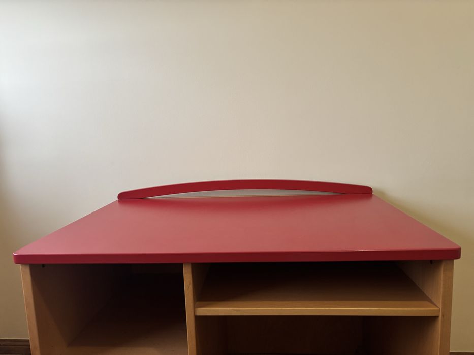 Secretária Bebecomfort