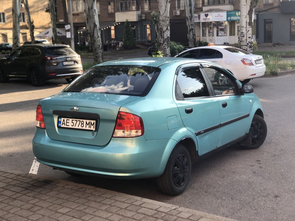Chevrolet Aveo T200 1.5 бенз 2005