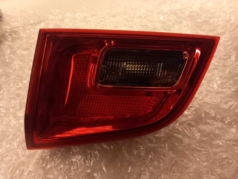 Lampa tylna w klapę bagażnika, prawa, tył, Opel Astra J 2015 ABV