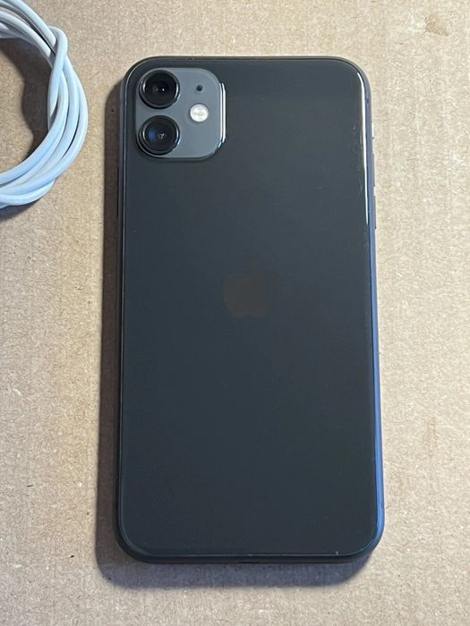 iPhone 11 64GB czarny
