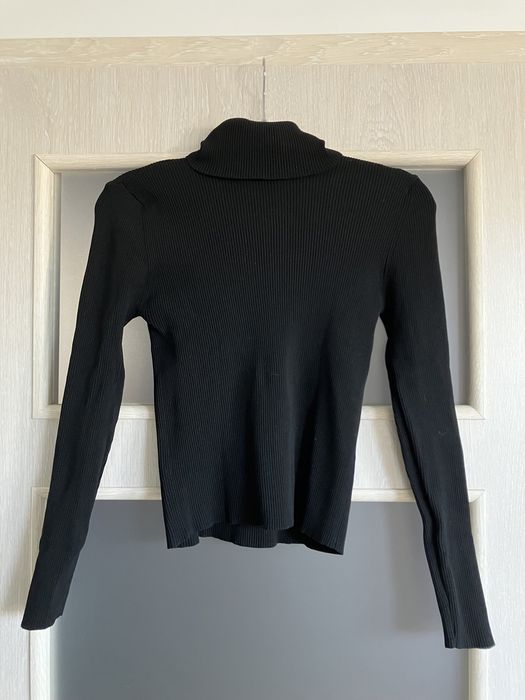 golf bluzka z długim rękawem i golfem sweterek sweter czarny zara