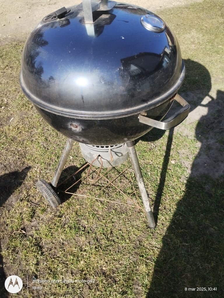 Grill węglowy ogrodowy