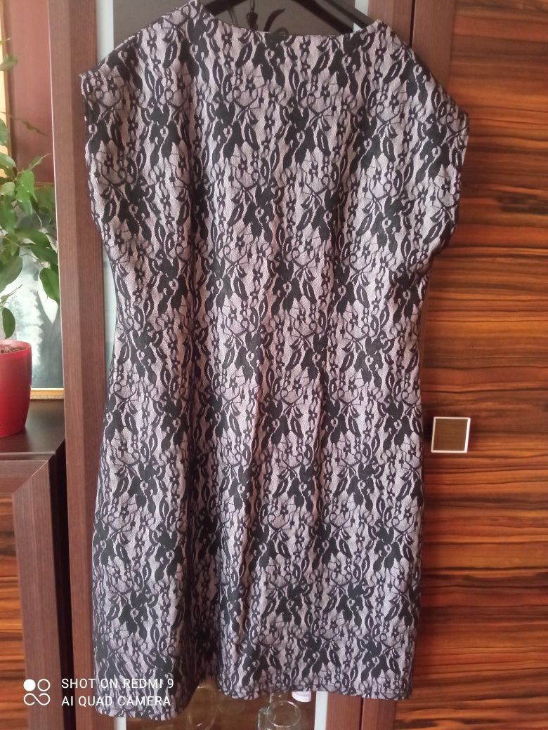 Sukienki damskie rozm 50